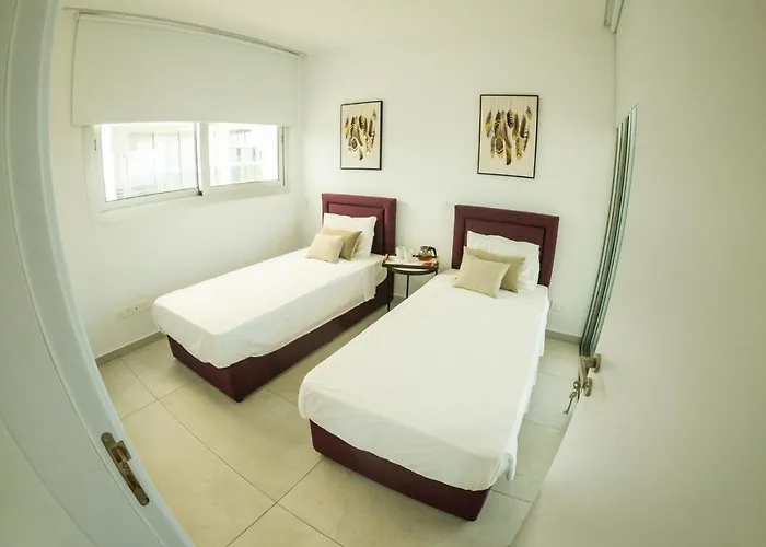 Imperial Jade Gold Emerging 1 Vila *